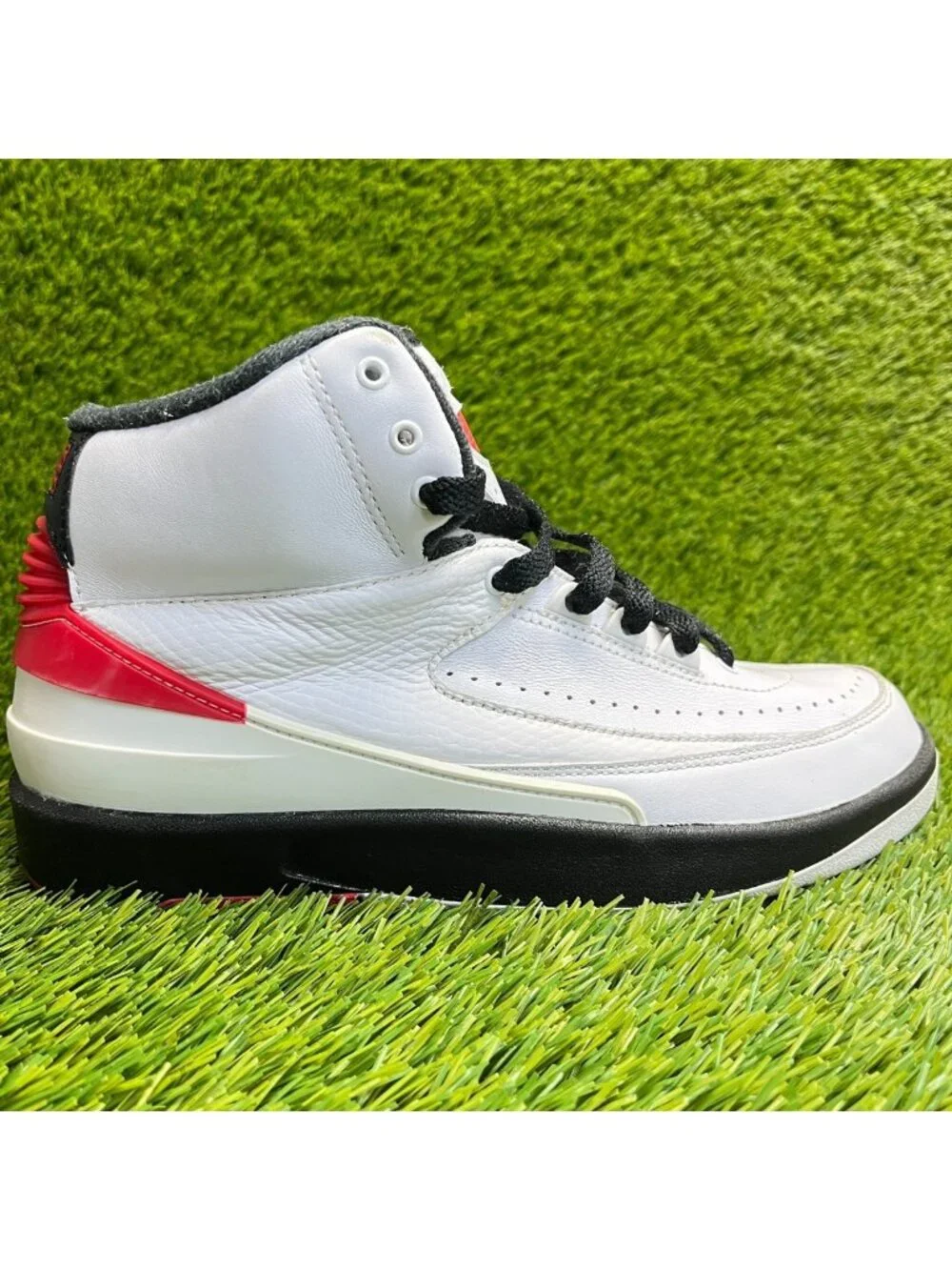 Nike Air Jordan 2 Retro Chicago Womens Size 8.5 White Basketball Shoes Sneakers